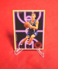 Bobby Hurley First Year Phenoms Fleer Basketball Card 1993-94 #4