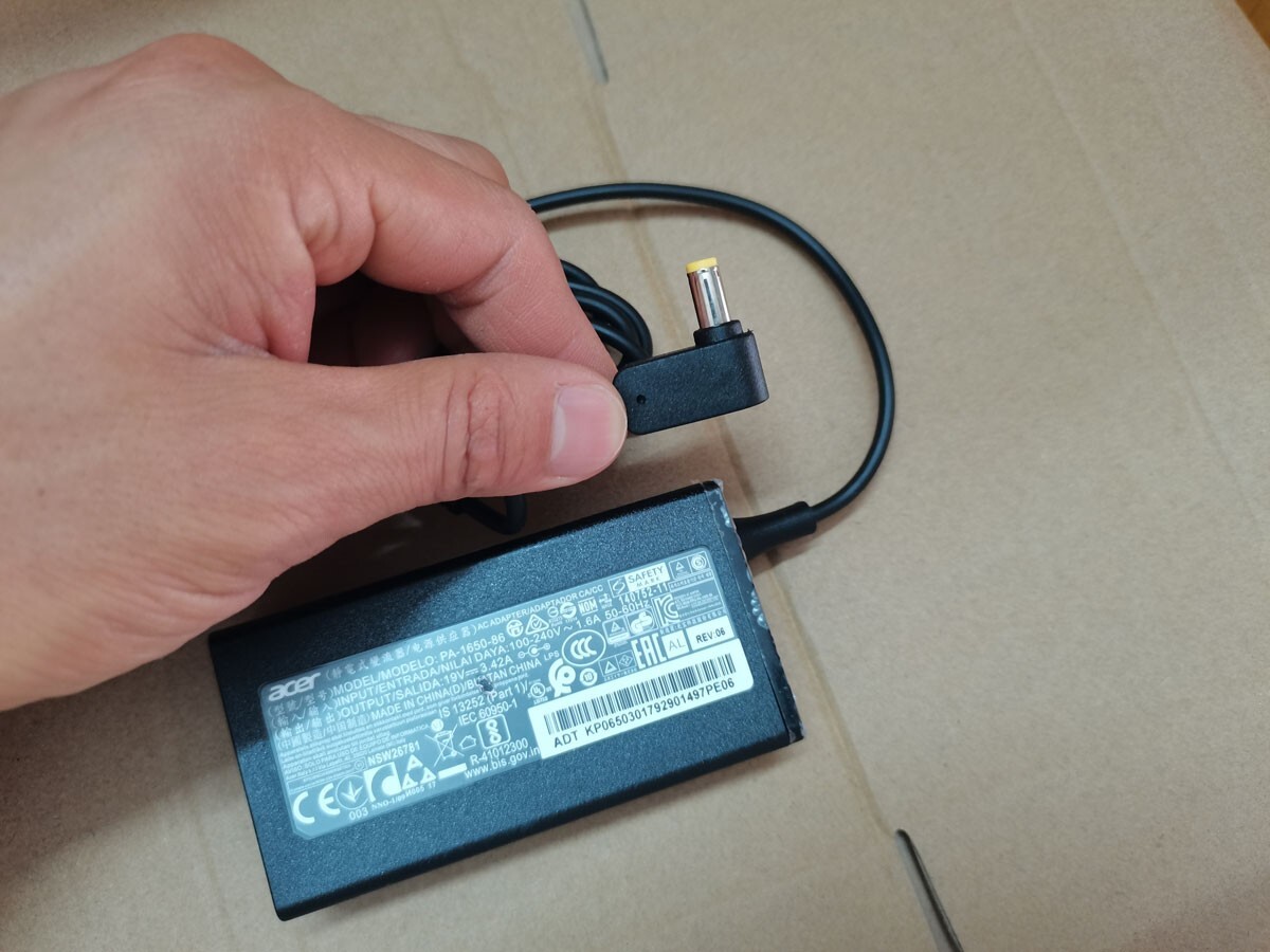 19V 3.42A PA-1650-86 for Acer Nitro XZ322QU Monitor Original 65W