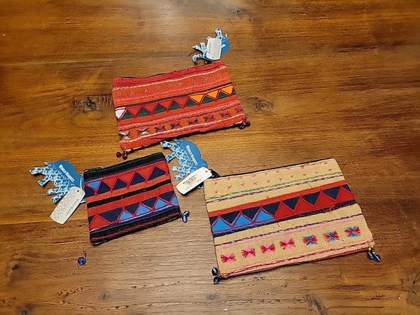 Lote de 3 bolsas de maquillaje boho del mercado mundial pequeñas