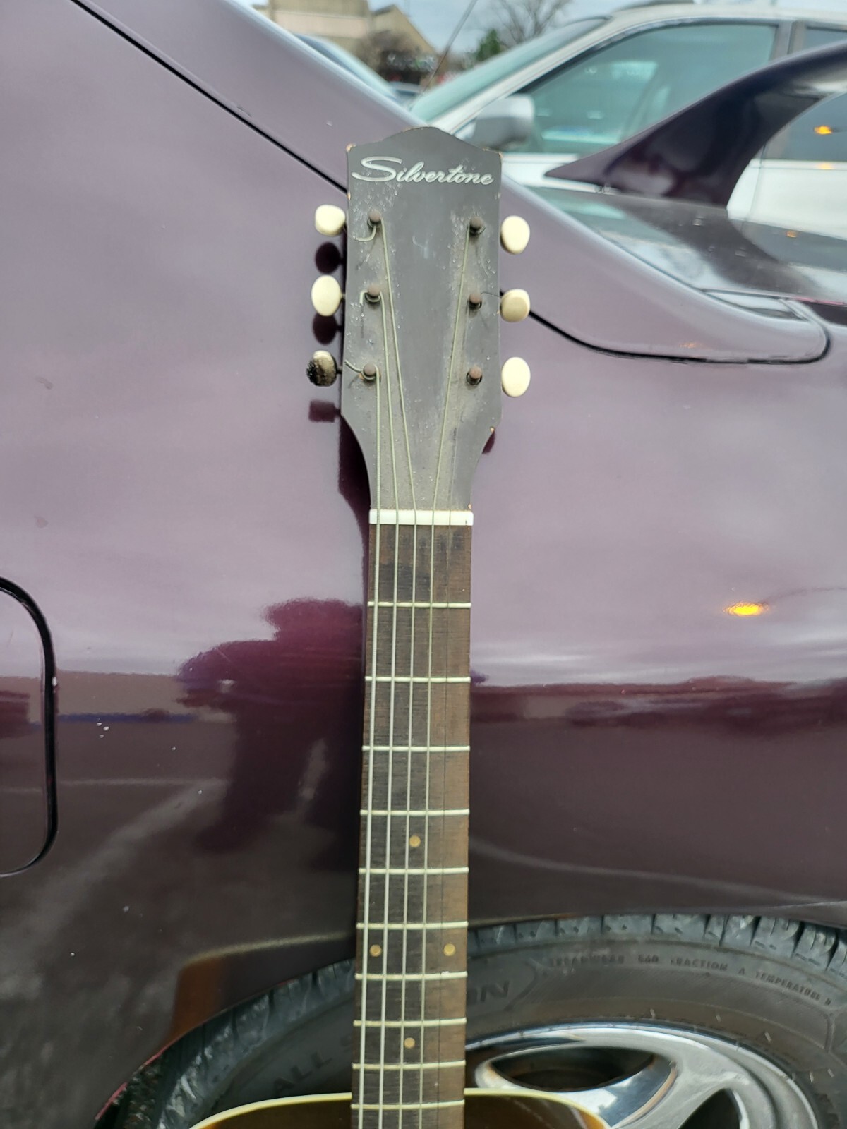 silvertone acoustic guitar String Missing Busted On The Side Looks