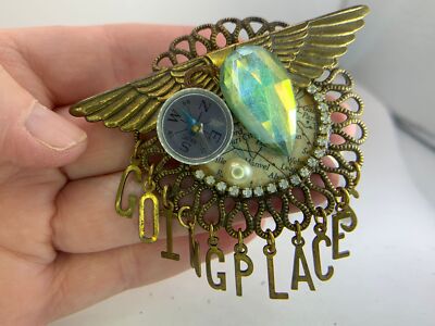 GOING PLACES Steampunk Map Compass Wings Rhinestones Vintage Gold Brooch M-0039