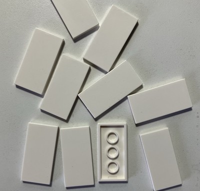 LEGO 20 New Pieces White 2x4 Tile (87079/4560178) modular finishing siding