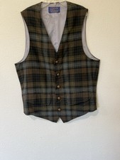60 s New Pendleton Green Plaid Tartan 100 Virgin Wool Traditional Vest Size: 36