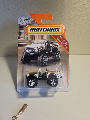 Matchbox 2019 Rescue #13/20 1976 International Scout 4x4 white