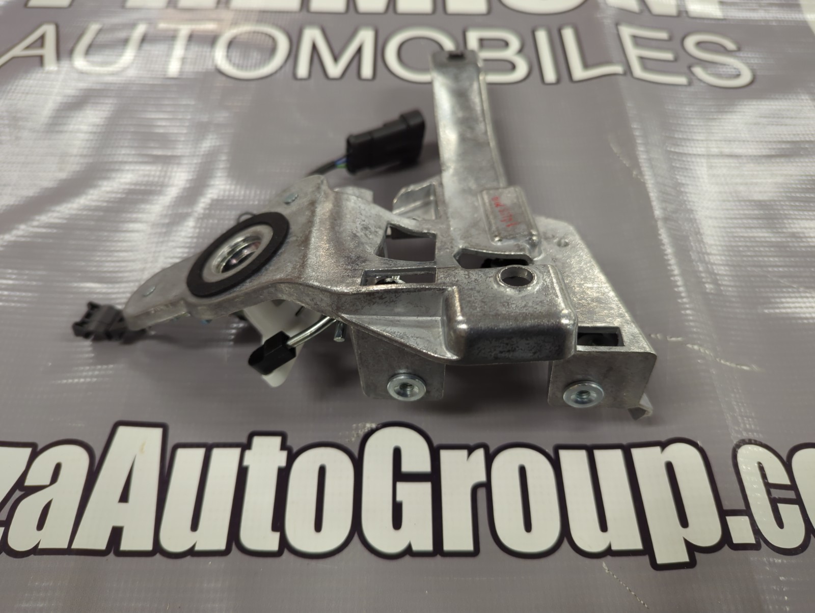 OEM Maserati Left-Hand Outer HandleSupport, GranCabrio 13-20, 082386000
