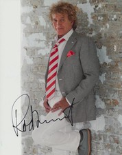 ROD STEWART - Music Legend - GENUINE SIGNED AUTOGRAPH