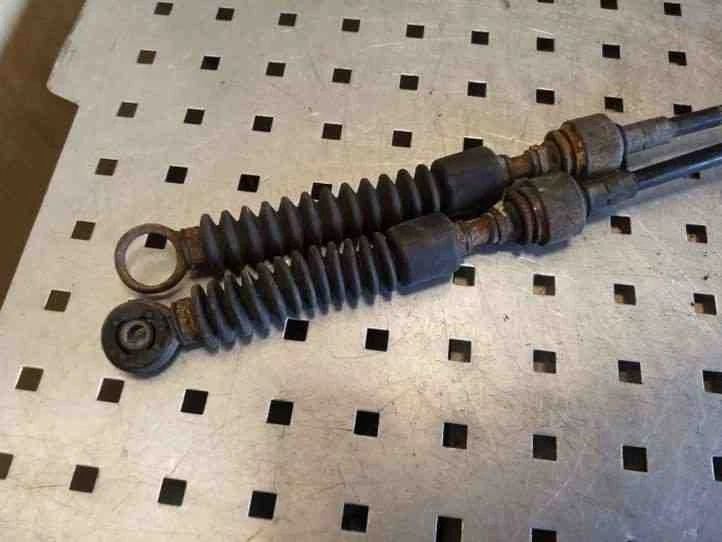 VOLVO S70 LS Schaltzüge 2.5 Diesel 103kw 1999 26122119 Foto 2 de 3