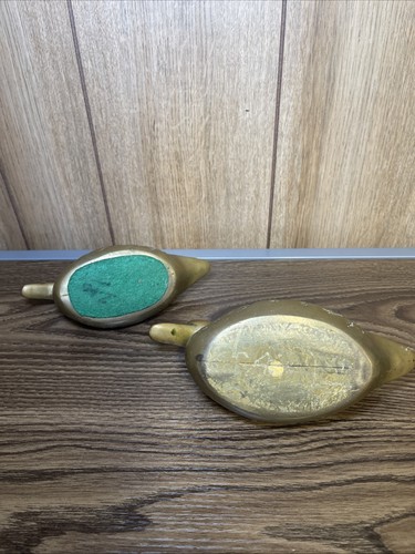 Estatuilla vintage de patos de latón pátina natural de 9" y 8" MCM - Imagen 6 de 10