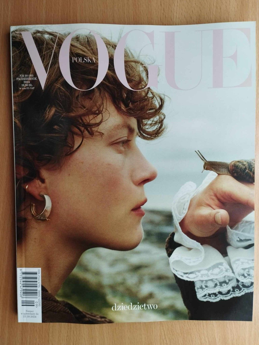 Vogue Poland Magazine October 2021
