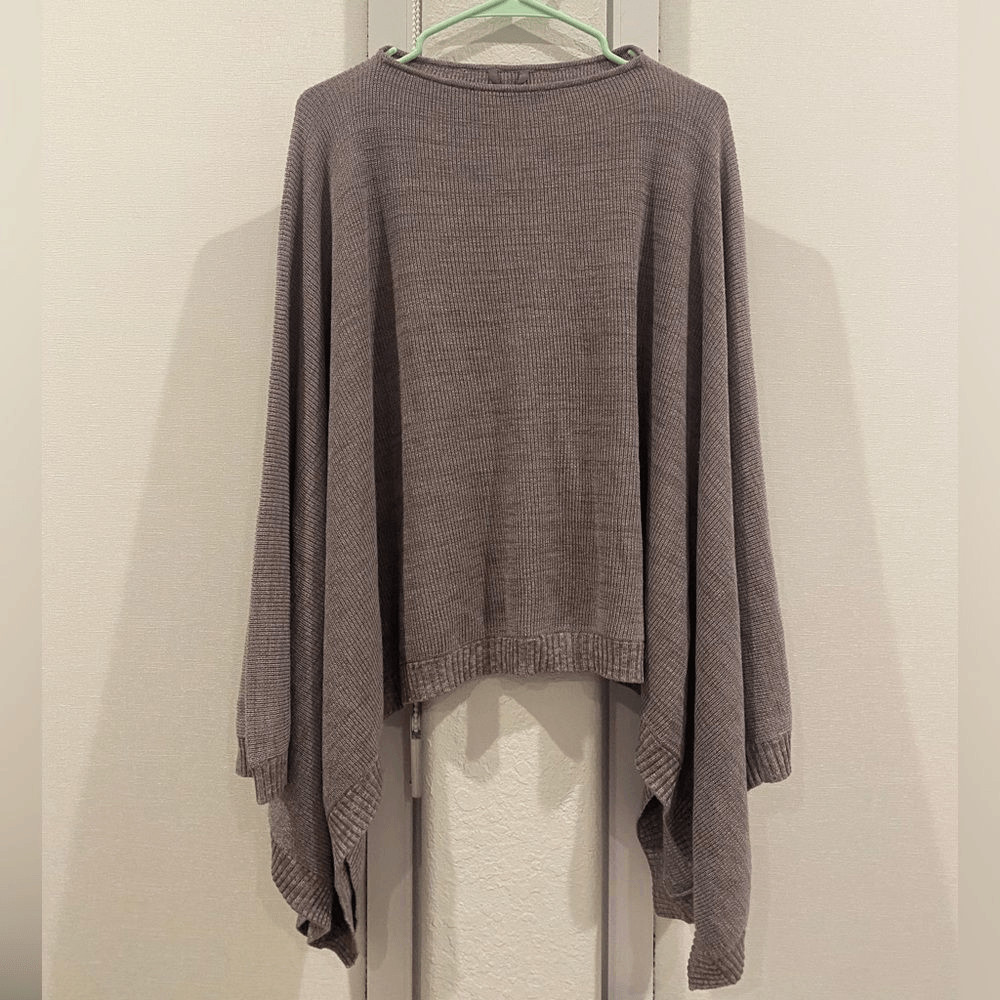 NWOT LULULEMON | Divinity Scarf in Lunar Rock / Iced Iris | One Size image 5