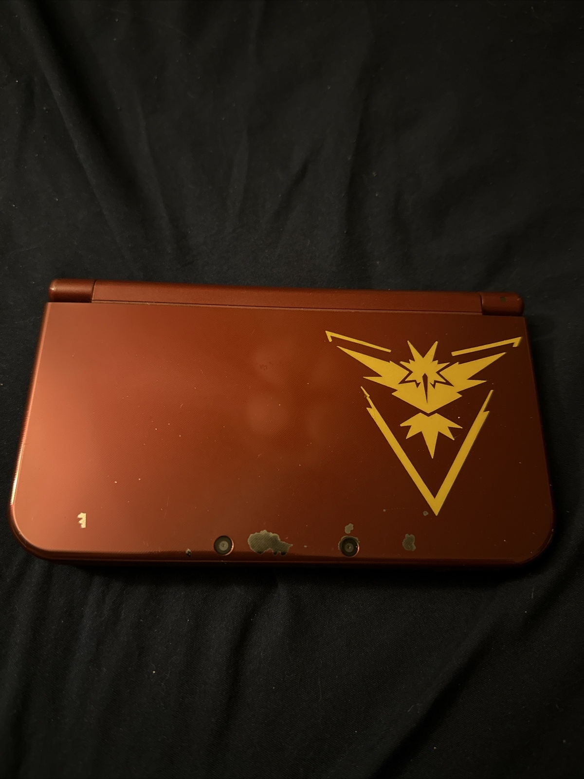 Nintendo New 3DS XL Red Handheld Console Model RED001 W/ games