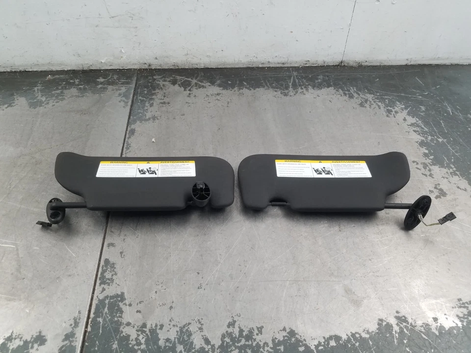 Quebra-sol 2013 Mini John Cooper Works #2071 B9 - Imagem 3 de 4