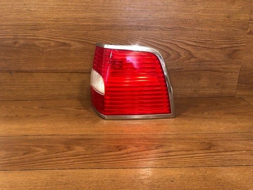 2007-2014 LINCOLN NAVIGATOR OUTER REAR RIGHT SIDE TAILLIGHT TAIL LIGHT LAMP OEM - Picture 4 of 11