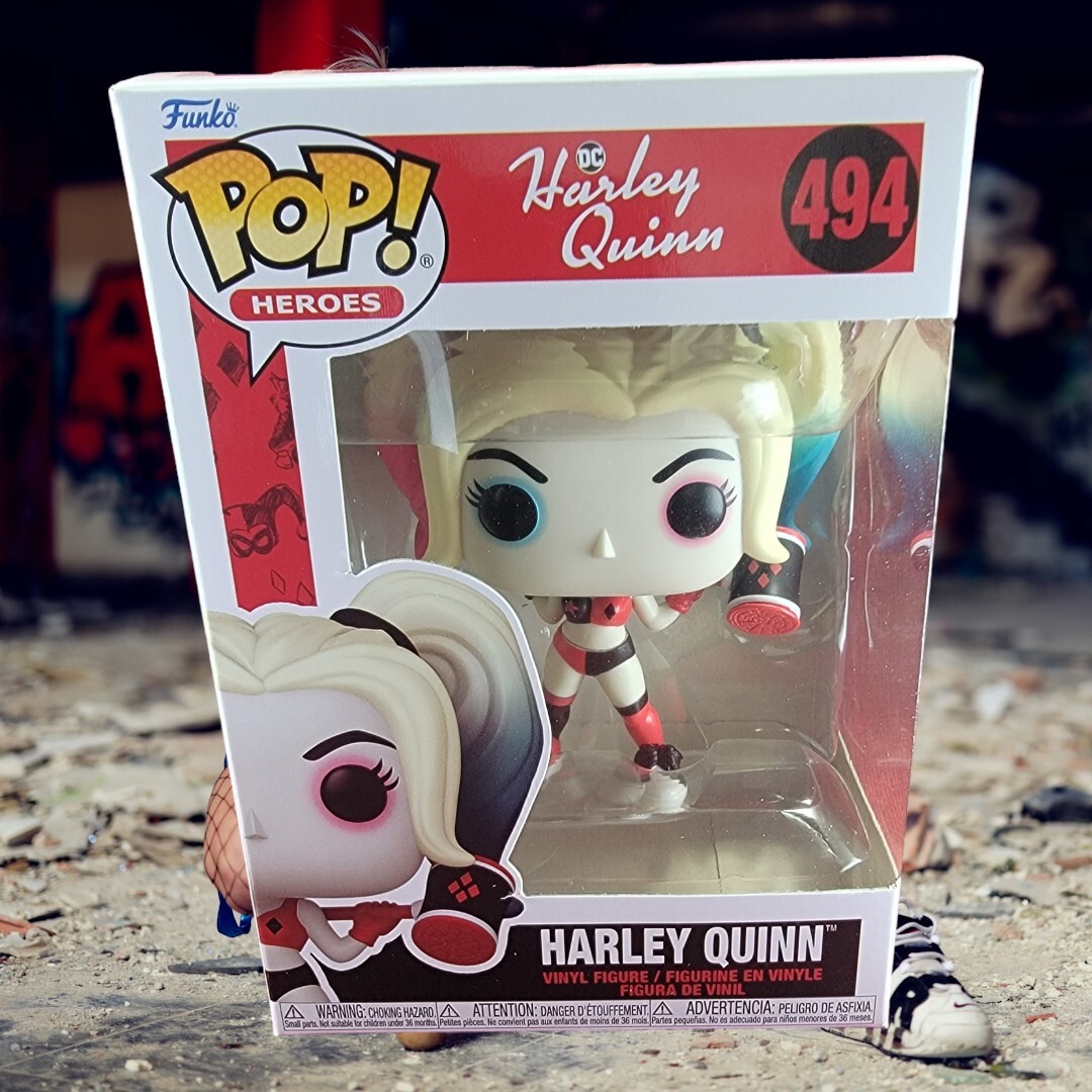 Harley quinn funko # 494 (nib) With Pop Protector 889698758482| eBay