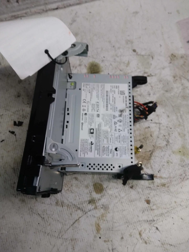 Pantalla de infoentretenimiento usada se adapta a: Volkswagen Atlas Cross Sport Display 2020 y co Foto 3 de 4