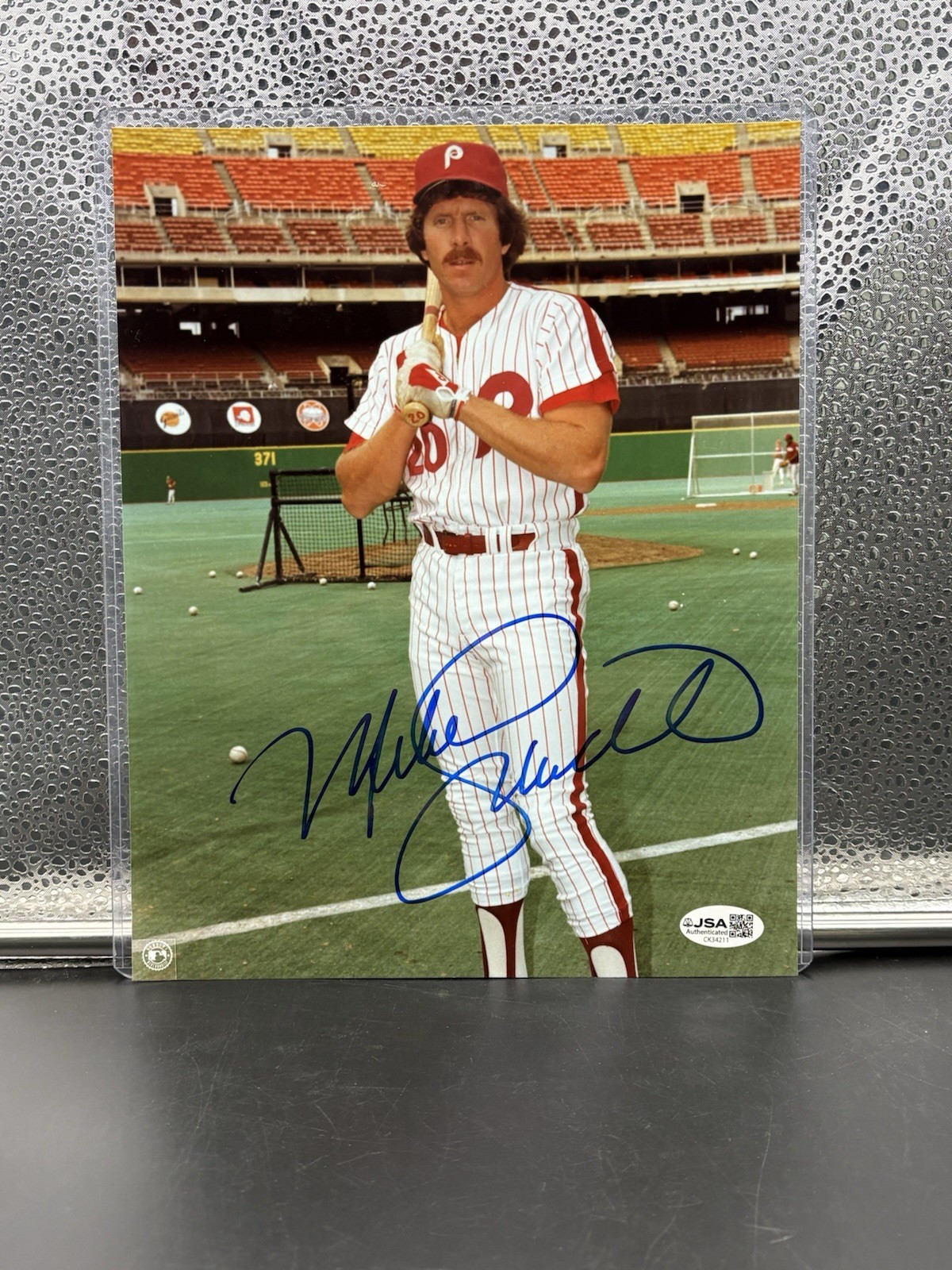 Mike Schmidt Autographed Signed Philadelphia Phillies 8x10 - JSA 