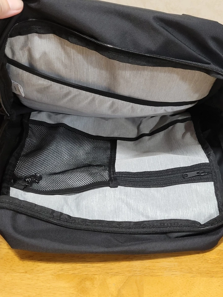 Sherpani Mujer Camden Convertible Mochila Bandolera Bolso de Viaje Negro Nuevo Foto 4 de 4