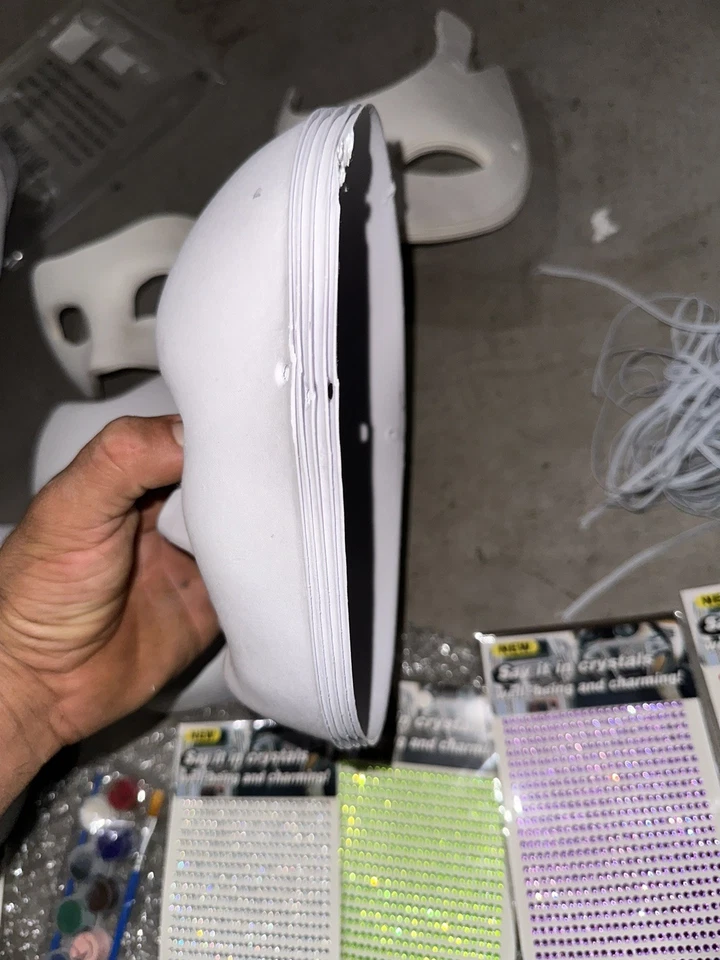 Qilery Juego de 30 máscaras de papel blanco en blanco para manualidades   - Image 2 of 4