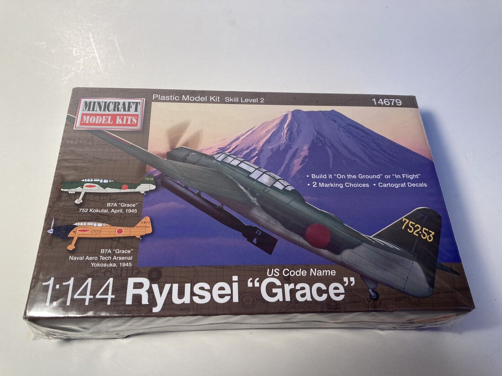 Minicraft 1:144 B7A Ryusei “Grace” torpedo bomber airplane model kit