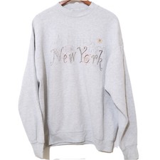 Vintage 90s New York sweatshirt Size Large Gray Made In USA Skyline Twin Towers