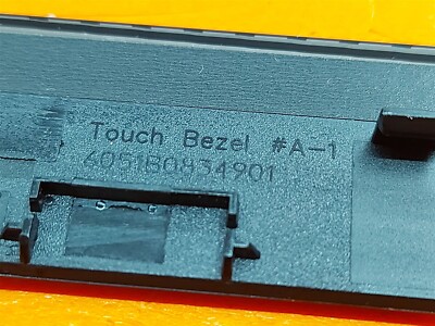 HP Envy 17-j173cl 6070B0708801 Touch Screen Digitizer Glass Bezel  