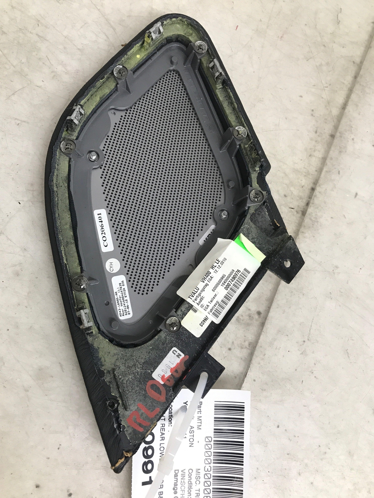 ASTON MARTIN RAPIDE LEFT REAR LOWER DOOR B&O SPEAKER GRILLE COVER AD43-18995-AA