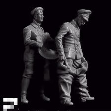 1/32 resin figures modle Two German pilots in World War I unassembled Unpainted
