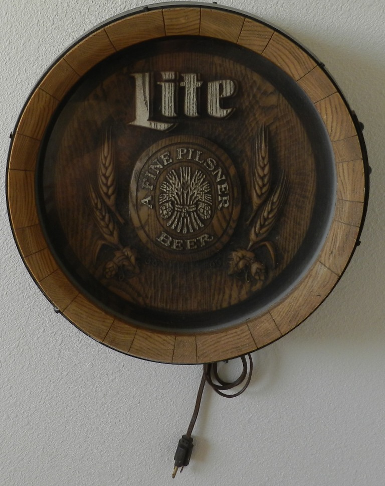 値下げします。Miller Lite 当時物　照明 Vintage 1993 Miller Lite Pool Table Lamp Bar Light | eBay