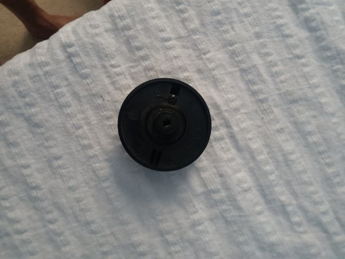 Shimano Baitrunner 6500A Fishing Reel Drag Knob (22962) - Picture 2 of 2