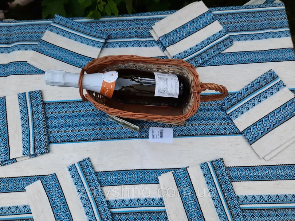 Tablecloth embroidered in Ukrainian style Table set in various colors - Image 2 of 4