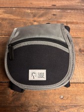 Case Logic CD Player  Storage Body/Waist Case Adjustable Grey Black Used