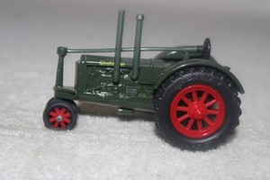 1/43 MASSEY HARRIS #F-2 CHALLENGER