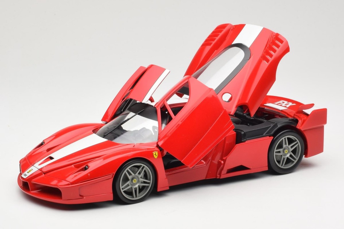 2台❗️HOT　WHEELS CLASSICS　 1:18 　FERRARI SET OF 2 MODELS FERRARI FXX ORANGE & BLUE by HOT WHEELS