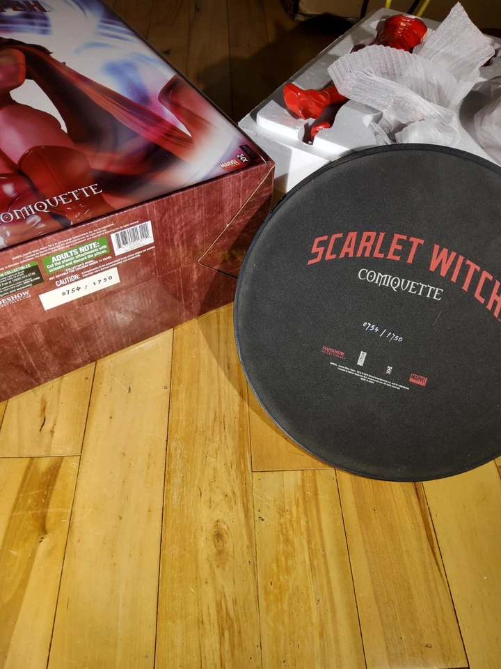 SIDESHOW COLLECTIBLES SCARLET WITCH COMIQUETTE Ltd Edition #0754/1750 - Image 2 of 2