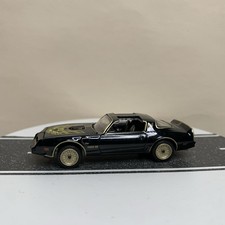 Greenlight Smokey Bandit 76-81 1977 Pontiac Firebird Trans Am Black/Gold 1:64 NM