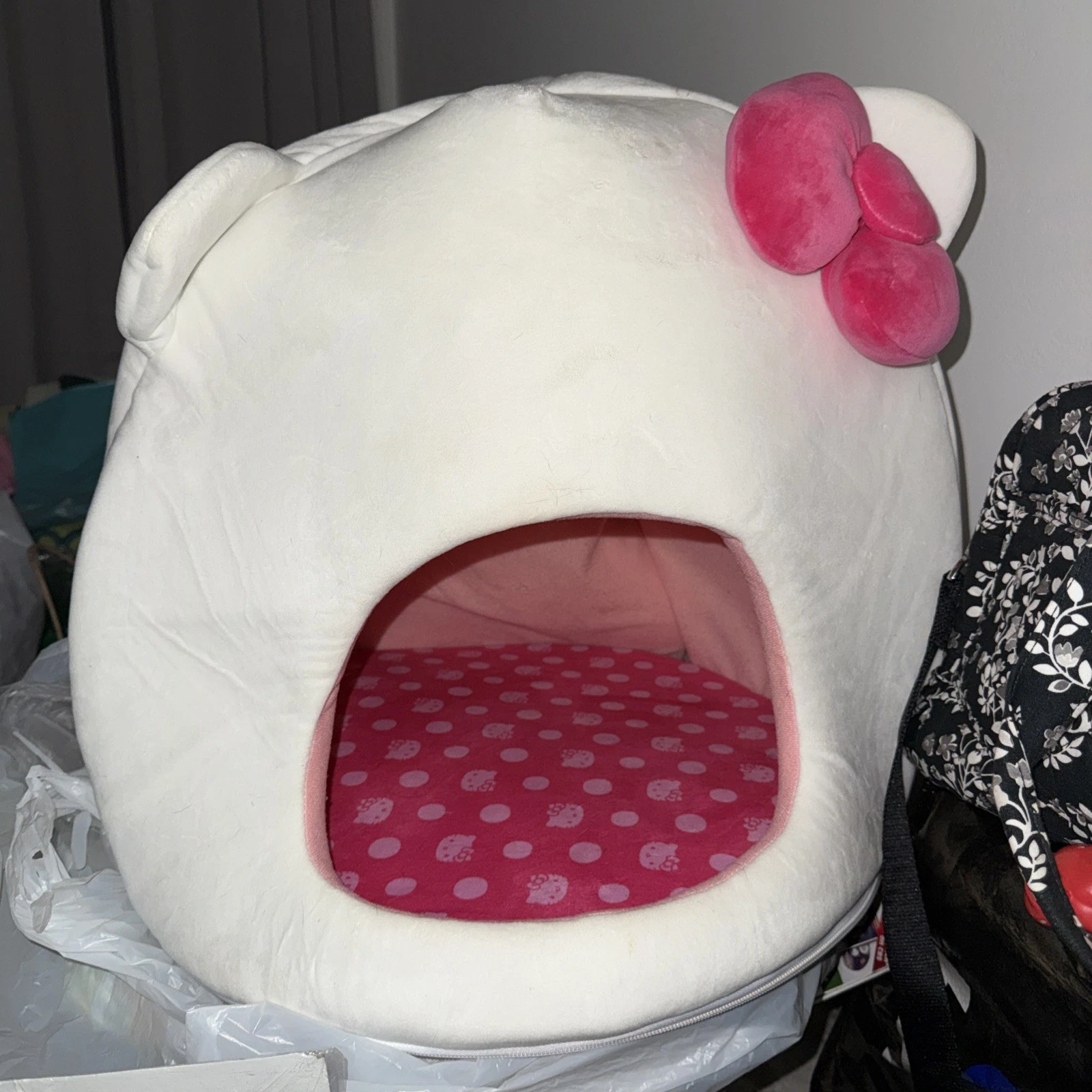 Sanrio Dome-Shaped Pet House Hello Kitty Indoor Cat House Pet Dome