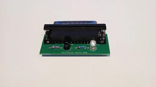 Atari Portfolio Parallel to Infra Red. Use with RC Remote Control software.