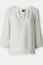 Gap women’s white eyelet Boho Blouse small