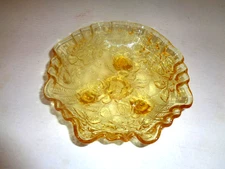 PRETTY IMPERIAL GLASS YELLOW, 3 FT. RUFFLED RAISED ROSE DECORATED BOWL