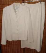 Collections For Le Suit Sz. 12 Jacket & Long Skirt Suit Ivory
