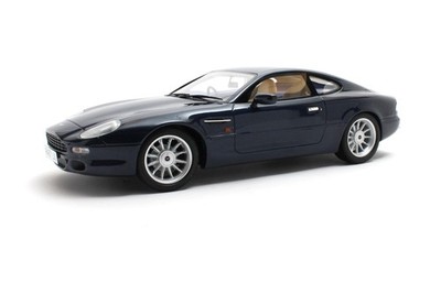 Aston Martin DB7 (1993-99) - Mendip blue - CML187-3 - Cult Scale 1:18