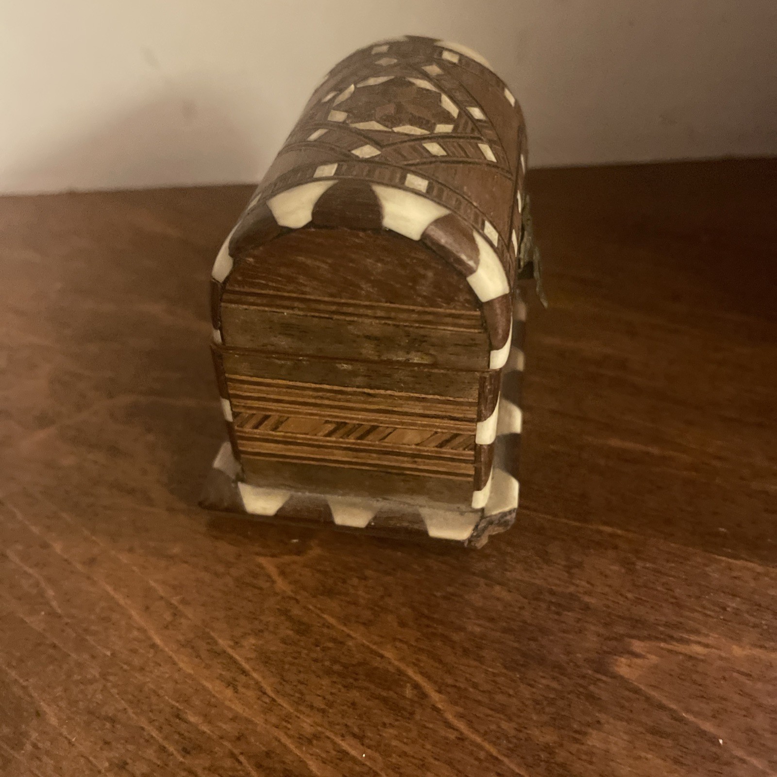 Vintage Marquetry Mother of Pearl Mosaic Inlay Trinket Box