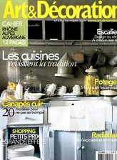 ART ET DECORATION N° 473. oct 2011. RADIATEURS DECO. CANAPES CUIR. ESCALIERS