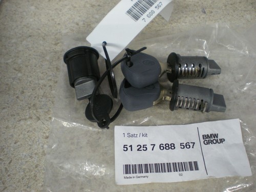 NOS OEM Key Lock Set for Vario Bags F650GS (K72) F700GS (K70) 51-25-7-688-567 - Foto 1 di 4