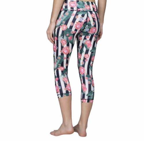 Under Crop Floral Leggings Size 