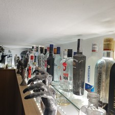 Vodka  170 Flaschen bunt und voll&nbsp;f&uuml;r Party Event oder sammeln