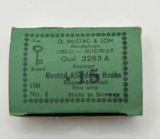 Vintage Box of 100 Mustad & Son No. 1 Fishing Hooks Norway 3263 A Bronze