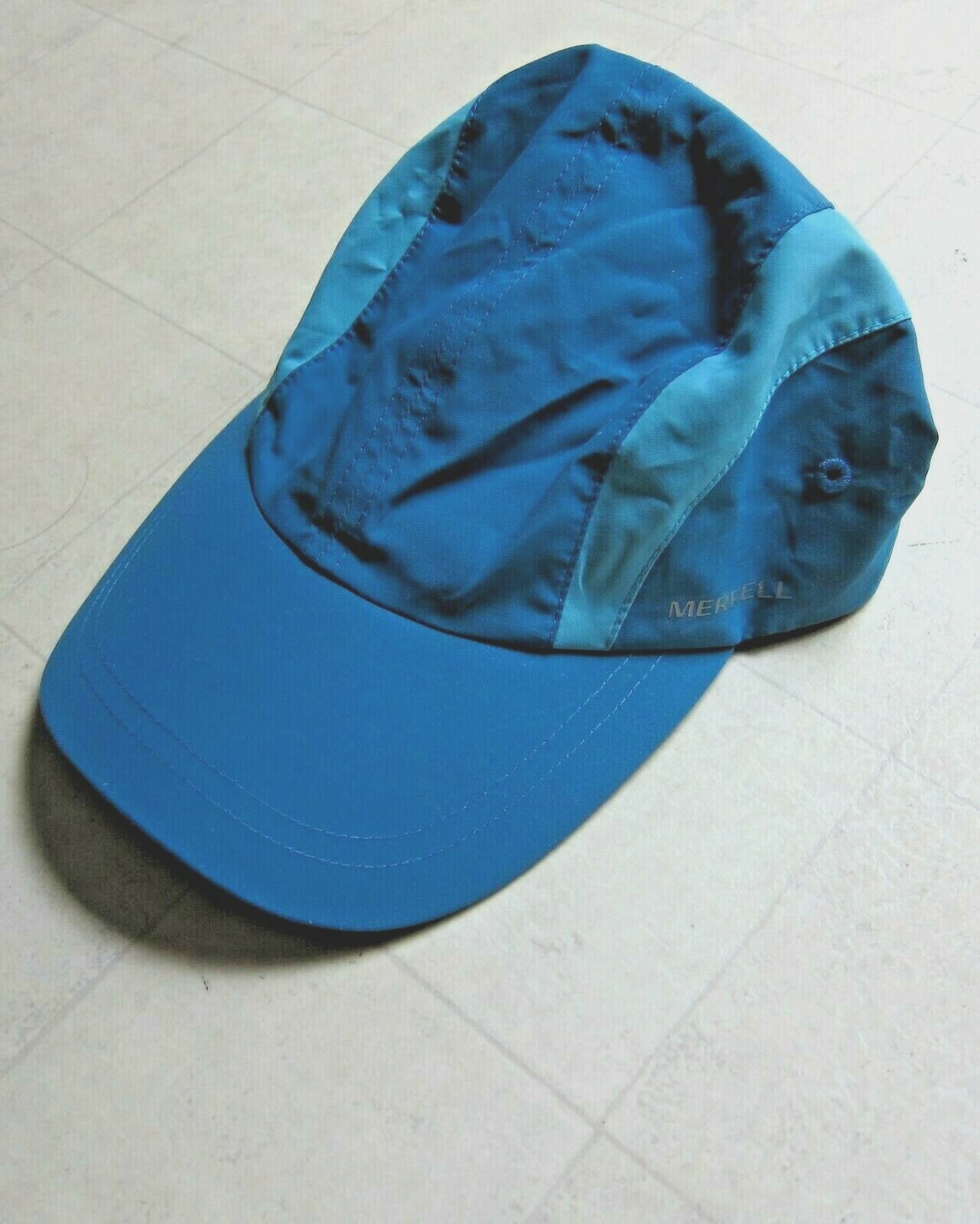 Merrell Cappello Fairplay Donna JAS23595 403 Blu Celeste Taglia OS Nuovo con etichette $25