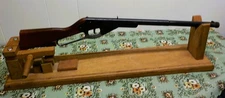 VTG.  Daisy BB Gun no. 102 model 36 Plymouth Mich. USA works reg n J571125 wood