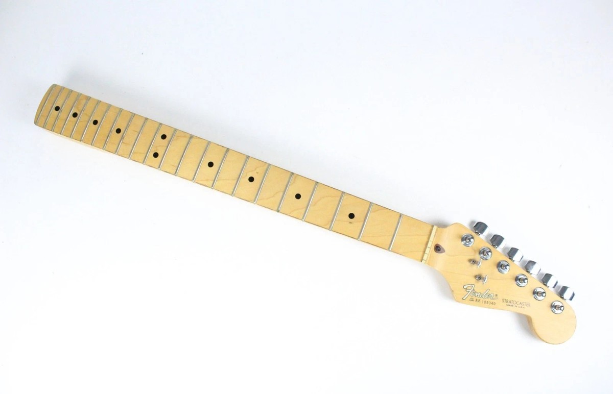 1982-1983 Fender Stratocaster American Standard USA EE Series NECK